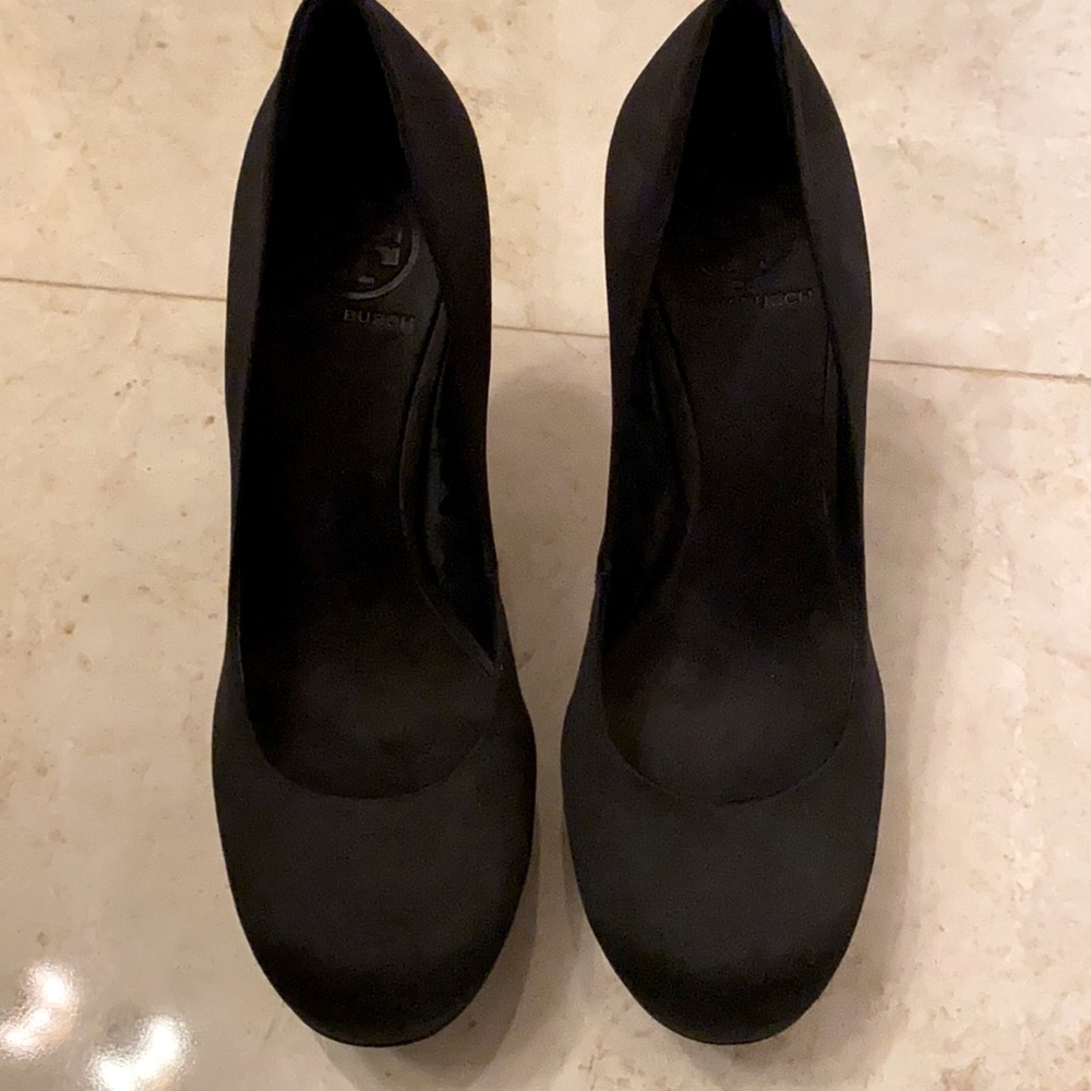 Tory Burch black satin pumps